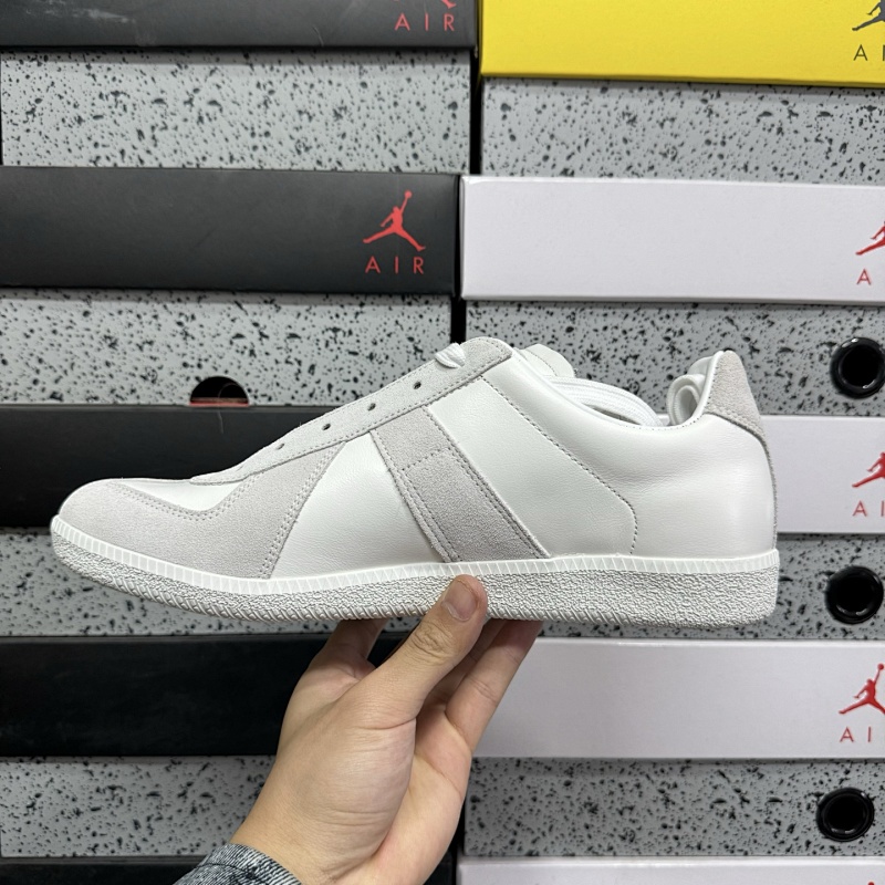 MM6 H6851 白灰（浅灰麂皮）
