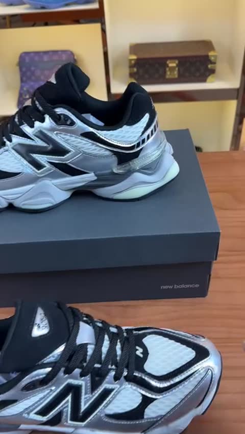 New Balance 992 video preview