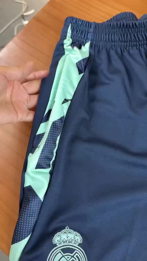 Gucci Sweatshirt video preview