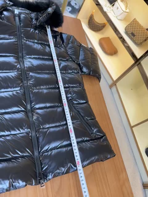 Fendi Puffy Vest video preview