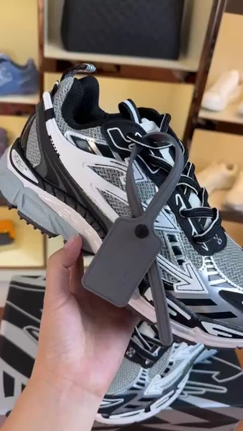 Under Armour Mens Running Shoes video preview