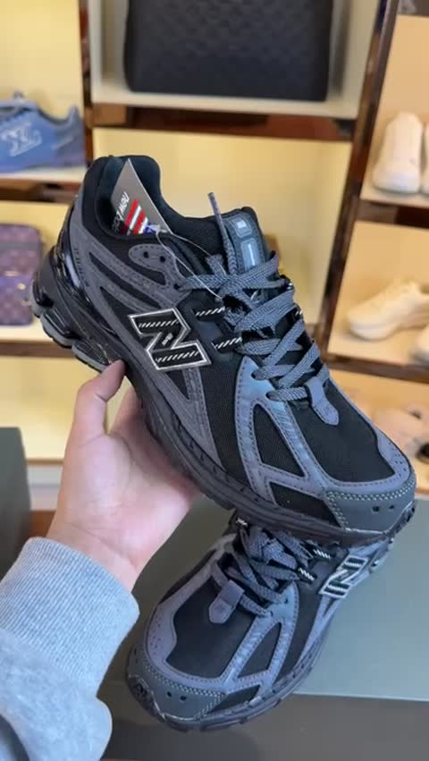 Under Armour Nike video preview