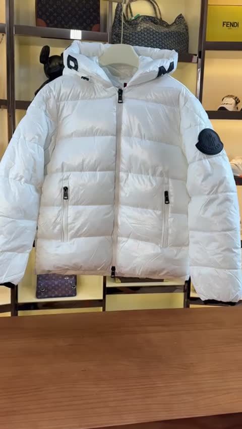 North Face Thermal Vest video preview